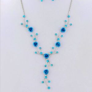 Beautiful short necklace lead and nickel free